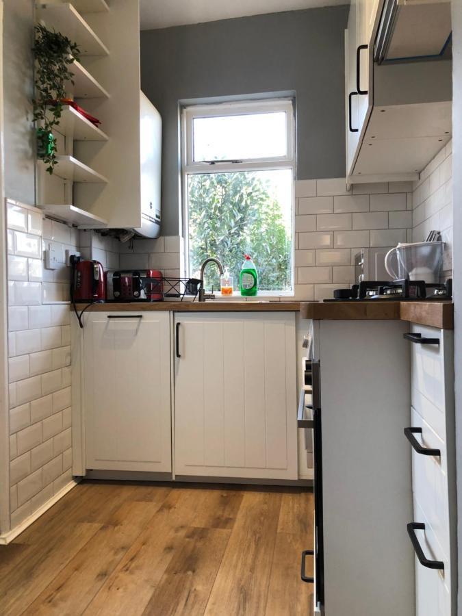 Lovely 3 Beds House 6 Guests King Beds Sheffield Exterior photo
